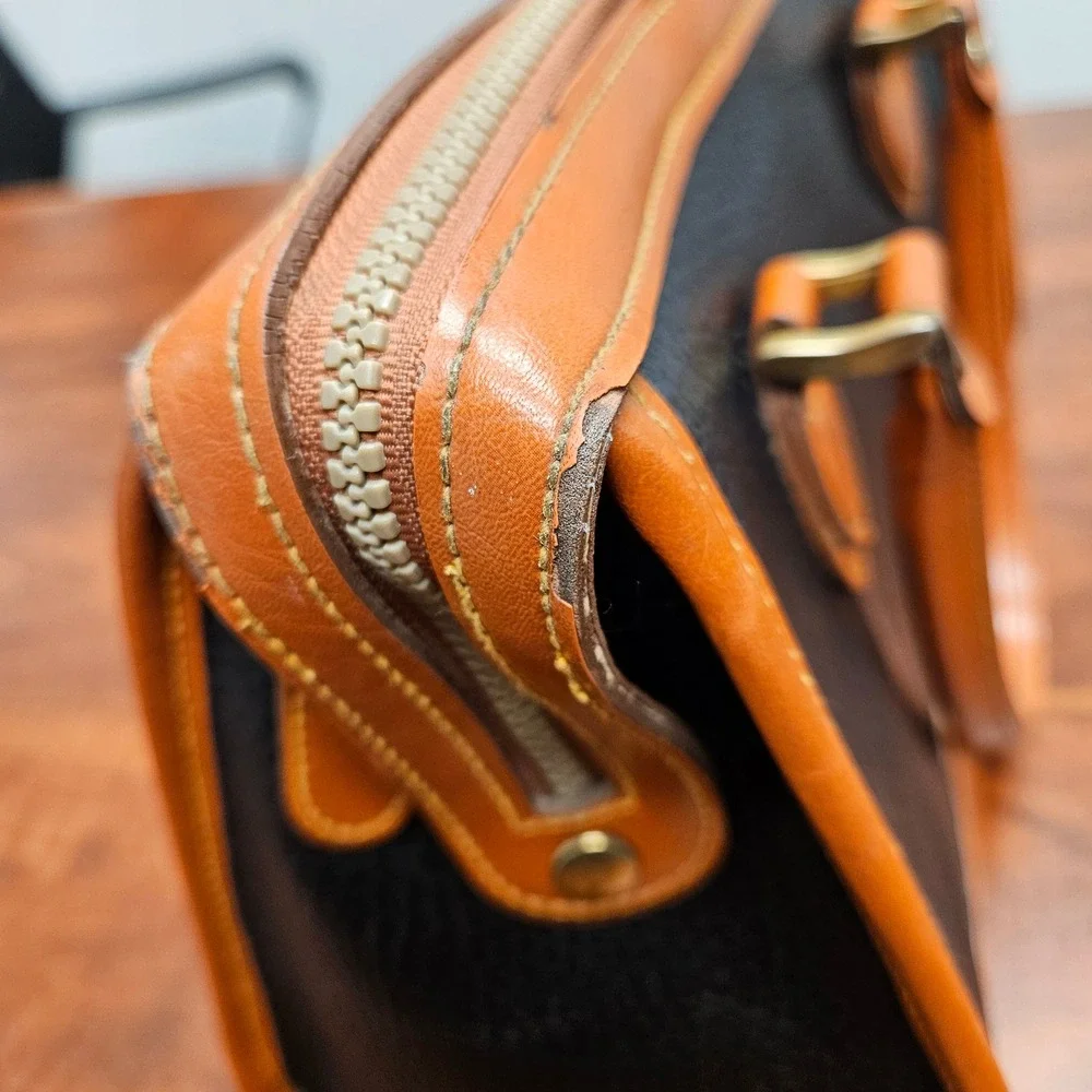 Dooney & Bourke Satchel Bag Womens Medium Black Tan Vintage AWL Duck